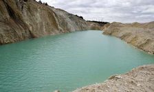 El proyecto incluir� la supresi�n de taludes con terrazas escalonadas cubiertas de vegetaci�n.