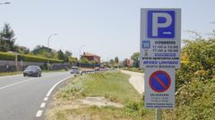 Se�alizaci�n de un aparcamiento de Ares.