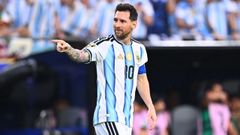 Leo Messi, celebrando uno de sus goles ante Argelia.