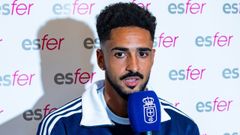 Chris Ramos, en su presentaci�n con el Real Oviedo