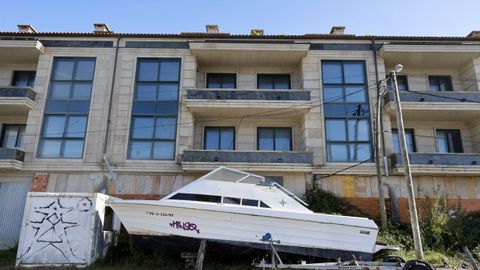 El edificio de Marcial Dorado de A Illa que se usar� para vivienda p�blica.