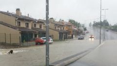 Los vecinos de Costa Mi�o llevan tres d�as lidiando con las inundaciones