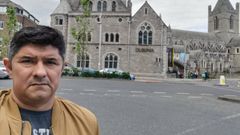 Miguel �ngel Fern�ndez es uno de los cuatro trabajadores que acudieron a Irlanda