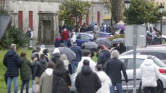 Largas colas para realizar el test de ant�genos, ayer por la tarde en el campus de Ferrol