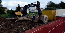 La construcci�n del tanque de tormentas se ejecuta en la parte norte del recinto deportivo.  