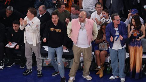 Jimmy Fallon y Fat Joe durante el partido