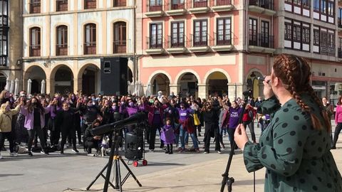 Avils reivindica tambin la igualdad de gnero a travs de conciertos