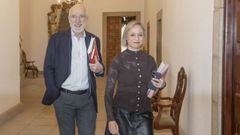 Sindo Guinarte y Marta Abal, concejales socialistas en el Concello de Santiago.