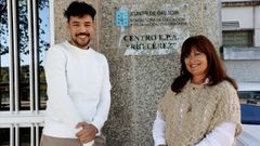 Youssef y Chelo, �l estudia castellano y ella ingl�s e inform�tica, dentro de las ense�anzas no regladas de la EPA R�o L�rez de Pontevedra