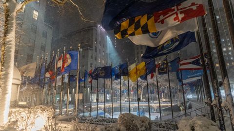 Aspecto del Rockefeller Center afectado por la nieve
