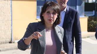 La conselleira de Industria durante su visita a la empresa Rilo, en Ferrol.