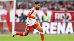 Noussir Mazraoui.Noussir Mazraoui con el Bayern de M�nich