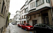 El bajo del n�mero 22 de la r�a Pitelos sale a subasta el 19 de noviembre en 190.105 euros. 