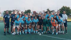 Las jugadoras de As Celtas, tras conquistar el Trofeo Vila de Bouzas.