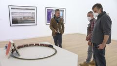 Suso Fandi�o, no CGAC, ultimando a montaxe da exposici�n.