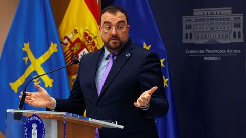 El presidente del Principado, Adrin Barbn, se ha mostrado convencido de que Asturias ganar con el impulso de una  macrorregin  entre las comunidades autnomas del Cantbric