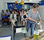 Fouces, a la derecha, en la reuni�n de ayer en la Casa Azul.