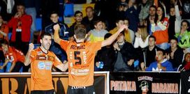 Ante las ausencias, la responsabilidad anotadora recae sobre hombres como Isi o Iago M�guez. 