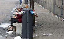 La basura se acumula en las calles de Lugo tras 29 jornadas de huelga. 