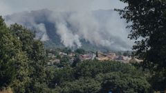 El fuego lleg a acercarse peligrosamente a las casas