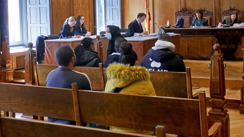 Juicio, en la Audiencia de Pontevedra, contra cuatro clanes de la droga de o Vao