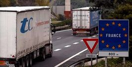 Los camioneros gallegos esperan que Fomento no adopte el nuevo peaje galo.