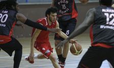 Los jugadores de Alberto G�mez dieron la cara en todo momento ante el Mieres. 