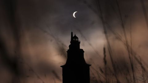 El eclipse, captado desde la torre de H�rcules