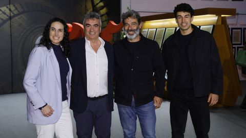 Elena Roca, del CRAT, Manuel L�pez, del CSC, Willy Duarte y el jugador Arnau Xaus, del Liceo