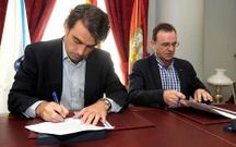 Diego Calvo y Eduardo Parga firmaron ayer el convenio?.