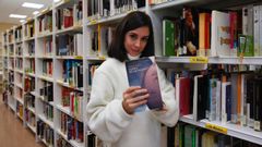 La poeta Tamara Andr�s, en una imagen de archivo, visitar� este jueves el IES S�nchez Cant�n de Pontevedra
