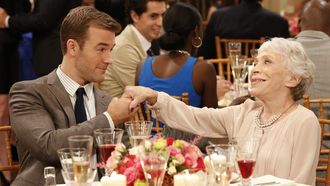 Bunny Levine en una escena de la serie 'Friends with Better Lives' con James Van Der Beek