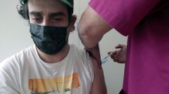La mayor�a de los citados para vacunarse esta semana en el distrito sanitario de Monforte tienen entre 30 y 39 a�os