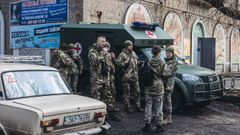 Soldados del Ej�rcito ucraniano,este mi�rcoles en Chasiv Yar, loalcidad de la provincia de Donetsk.