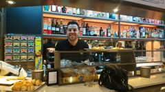 Eduardo Gonz�lez Castro, due�o del caf� Gales