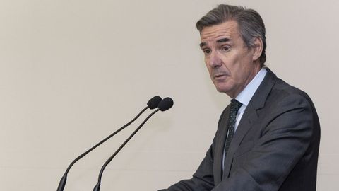 El presidente de la CNMV, Carlos San Basilio, en una reciente intervenci�n