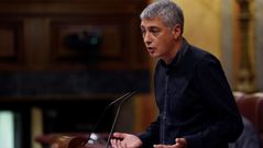 El portavoz de EH Bildu, Oskar Matute, durante el debate de las enmiendas a la totalidad de los Preuspuestos