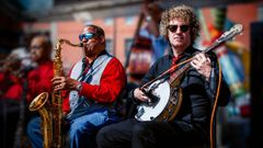 Louis Ford y Carlos Childe en el festival French Quarter en Nueva Orleans.