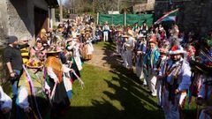 La parroquia de Samede, en Paderne, celebr� el entroido tradicional