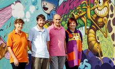 Xurxo L�pez (de rosa) � a alma m�ter dun proxecto no que participan outros tres monitores.