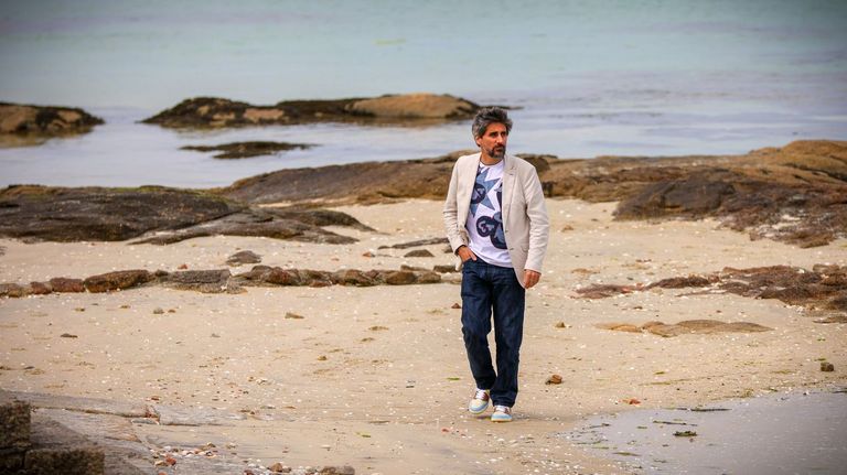 Manel Loureiro ambient� buena parte de la trama de su �ltima novela en A Toxa