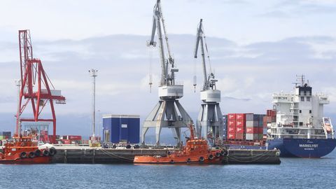 Imagen de archivo del puerto de Vilagarc�a