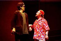 Rub�n Ruibal e Miguel Varela, nunha representaci�n de �Criaturas�, en Carballo, no ano 2000.