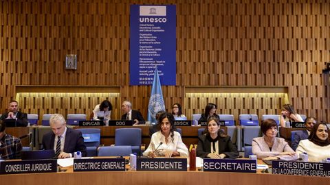Miembros del consejo ejecutivo de la Unesco en Par�s, el a�o pasado