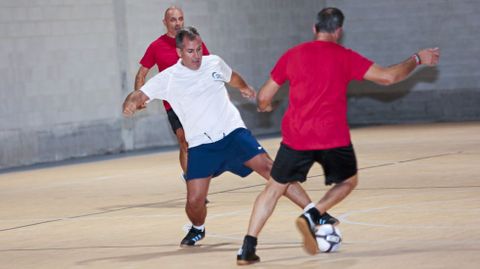 PARTIDO DE F�TBOL ENTRE EL PP Y EL PSOE DE PONTEVEDRA