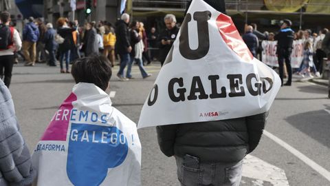 <span lang= gl >Concentraci�n pola defensa da lingua galega, en febreiro do 2025</span>