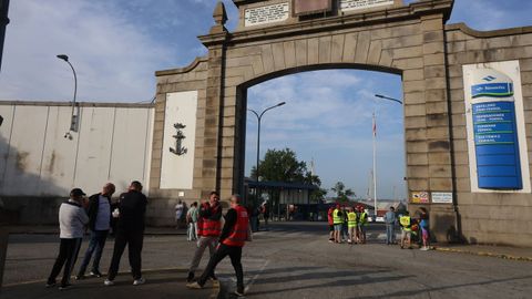 Piquetes en la puerta de Navantia en la ma&ntilde;ana de este mi&eacute;rcoles