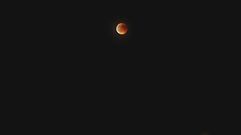 La luna, tal y como la captur� con su c�mara Agosti�o Iglesias