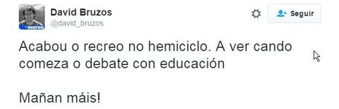 <span lang= es-es >Fotos, insomnio y cr�ticas</span>. Miguel �ngel Viso, del PP, tuite� una foto desde su esca�o mientras esperaba la intervenci�n de Pedro S�nchez, que ten�a la noche anterior a la socialista Roc�o de Frutos sin poder dormir. Mientras, David Bruzos, de En Marea, hablaba tras el discurso del socialista de un �recreo�.
