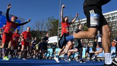 Corredores toman la salida en la media marat�n de Madrid, el pasado 22 de marzo.